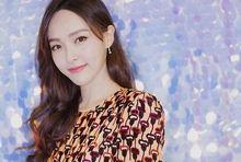 娱乐吃瓜酱76岁,揭秘娱乐圈资深“吃瓜群众”的传奇人生